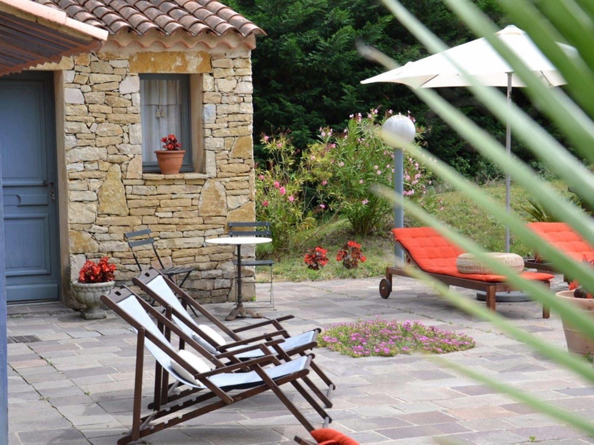 La Deviniere Donzère Exterior foto