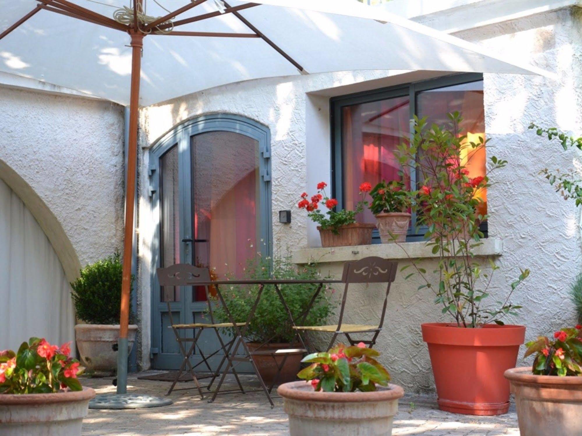 La Deviniere Donzère Exterior foto